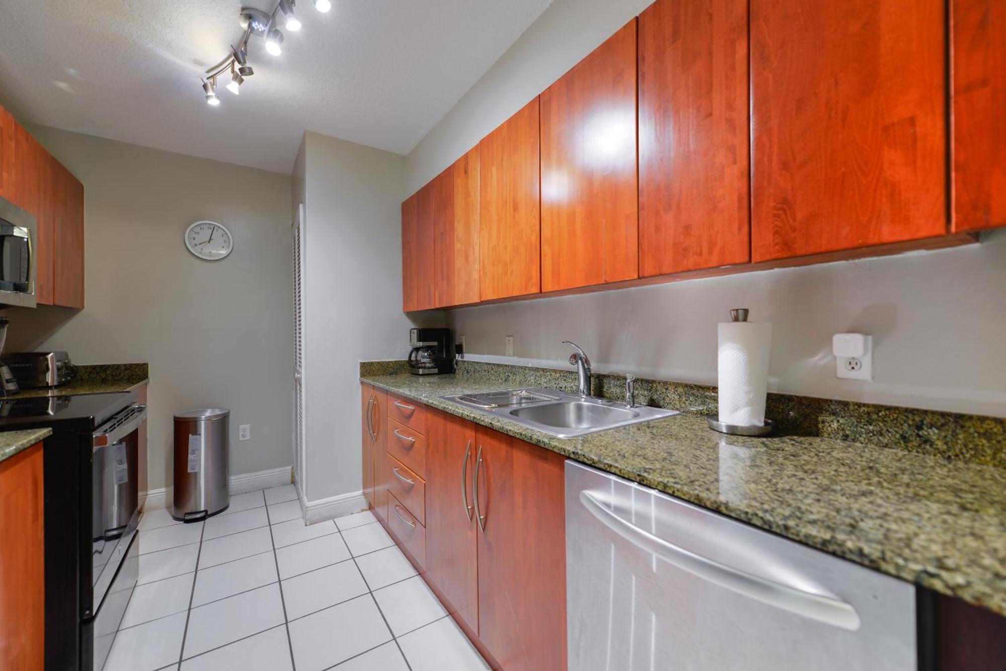 Amazing 3 Bedroom Condo At Brickell With Pool Miami Buitenkant foto